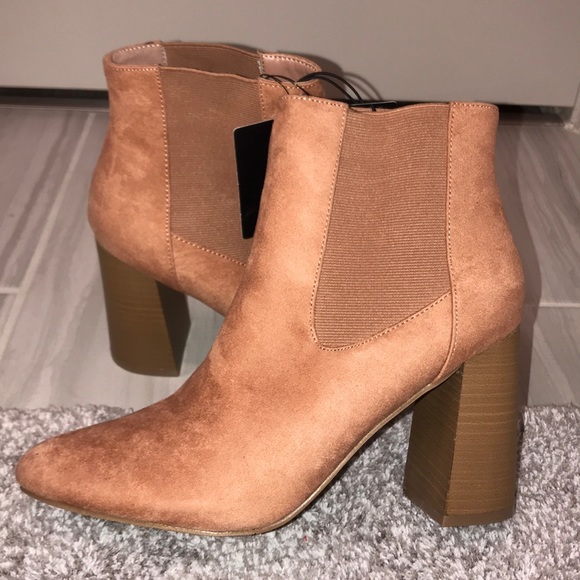 Suede boots - Picture 2 of 4